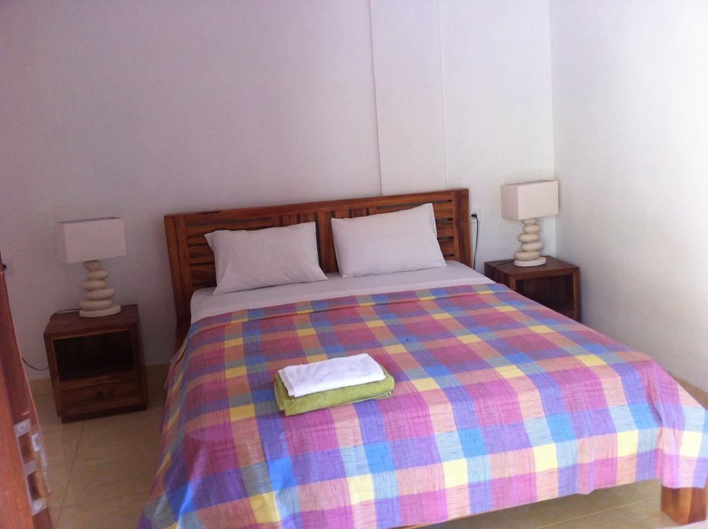 Amed Sari Beach Guesthouse מראה חיצוני תמונה