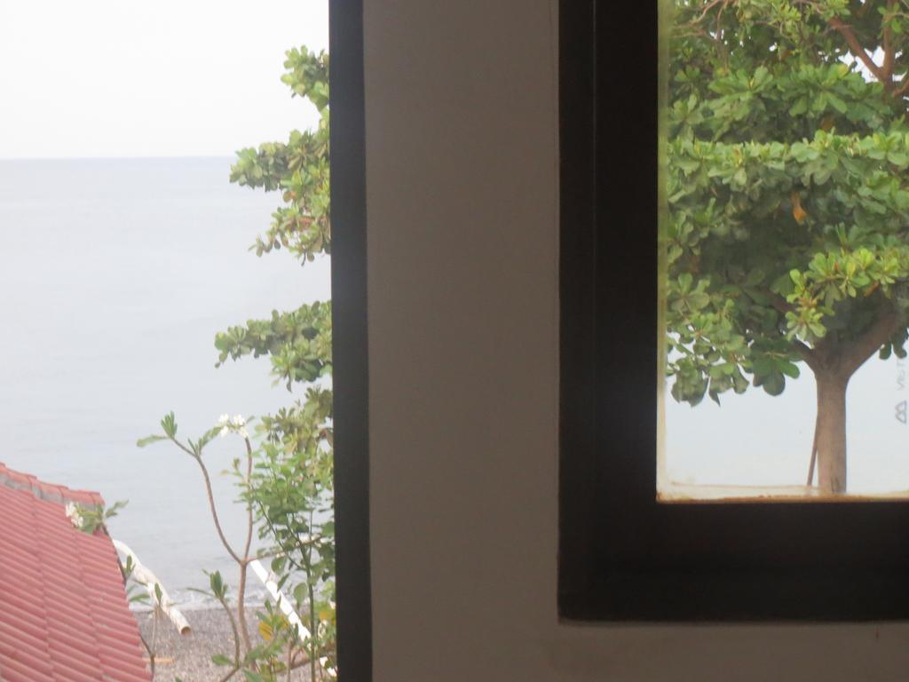 Amed Sari Beach Guesthouse מראה חיצוני תמונה