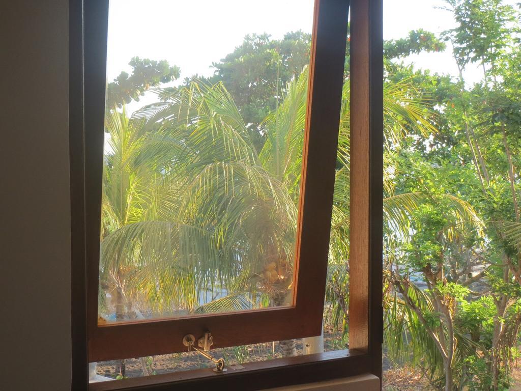 Amed Sari Beach Guesthouse מראה חיצוני תמונה