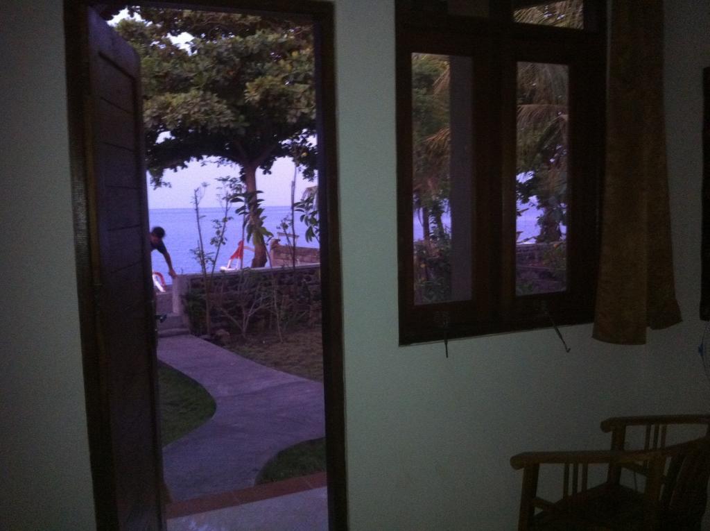 Amed Sari Beach Guesthouse חדר תמונה