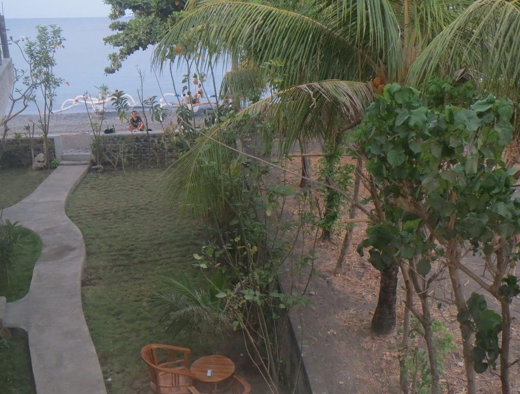 Amed Sari Beach Guesthouse מראה חיצוני תמונה